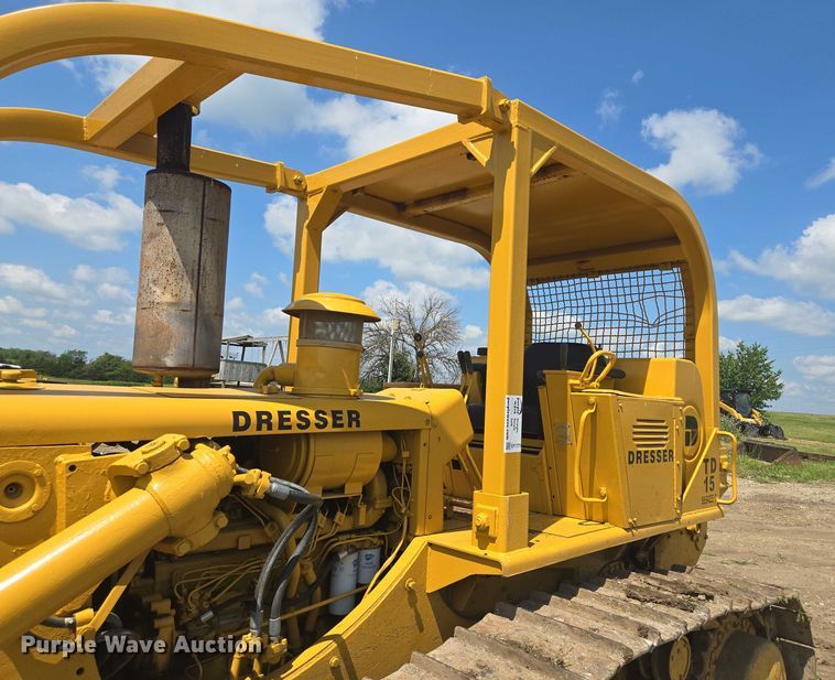 image for item EF1771 1982 Dresser TD15C dozer
