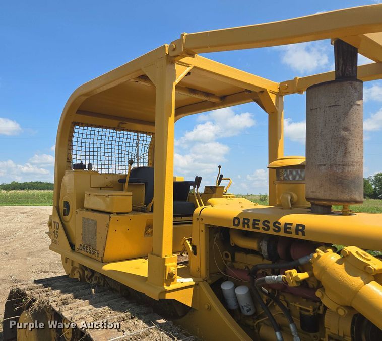 image for item EF1771 1982 Dresser TD15C dozer
