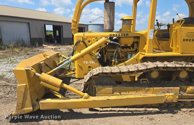 image for item EF1771 1982 Dresser TD15C dozer