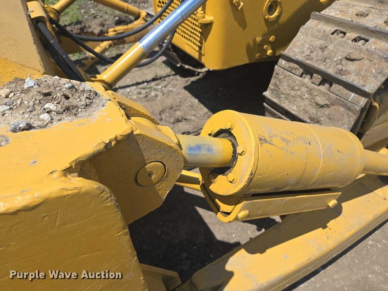 image for item EF1771 1982 Dresser TD15C dozer