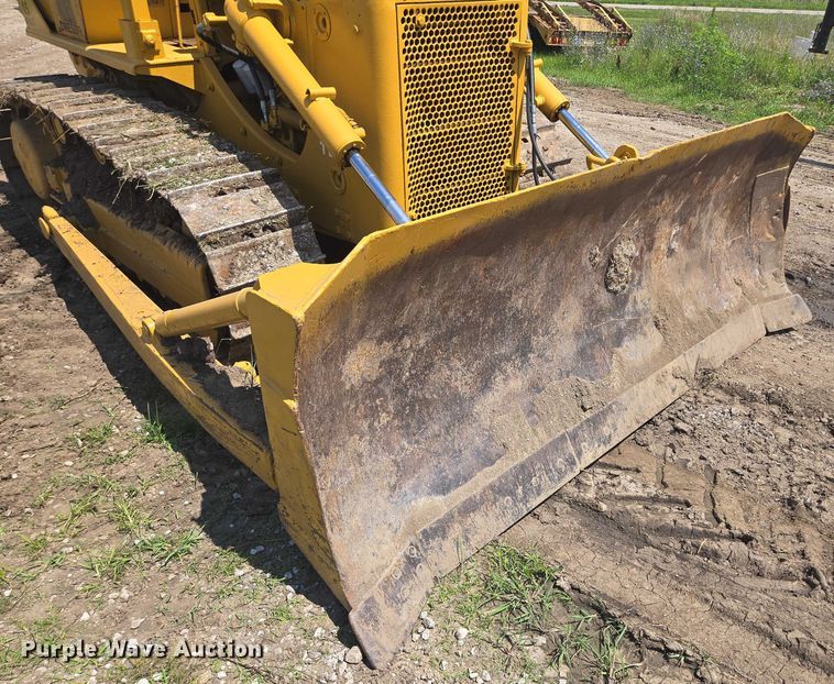 image for item EF1771 1982 Dresser TD15C dozer