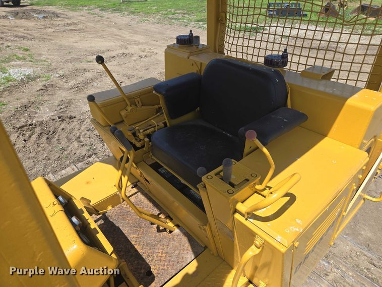 image for item EF1771 1982 Dresser TD15C dozer