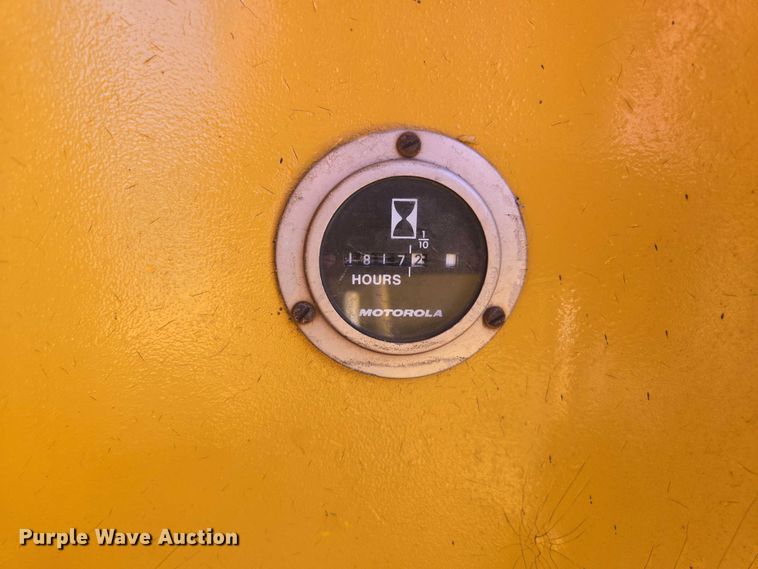 image for item EF1771 1982 Dresser TD15C dozer