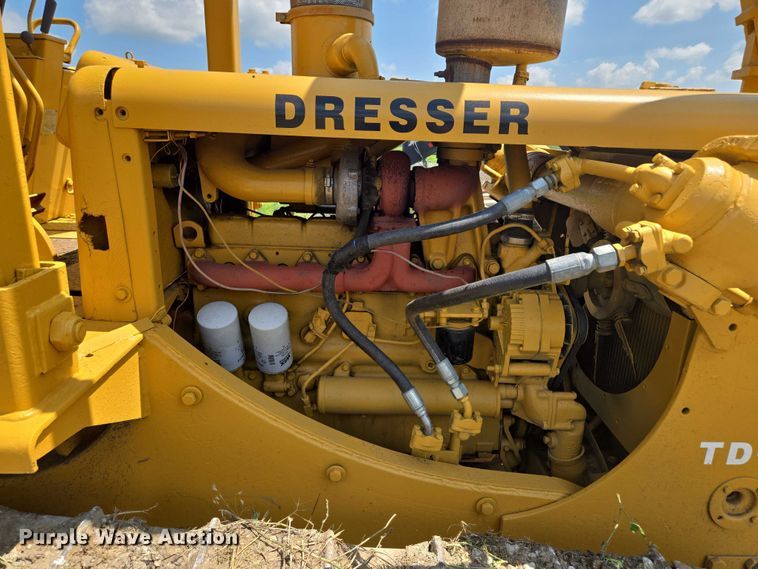 image for item EF1771 1982 Dresser TD15C dozer