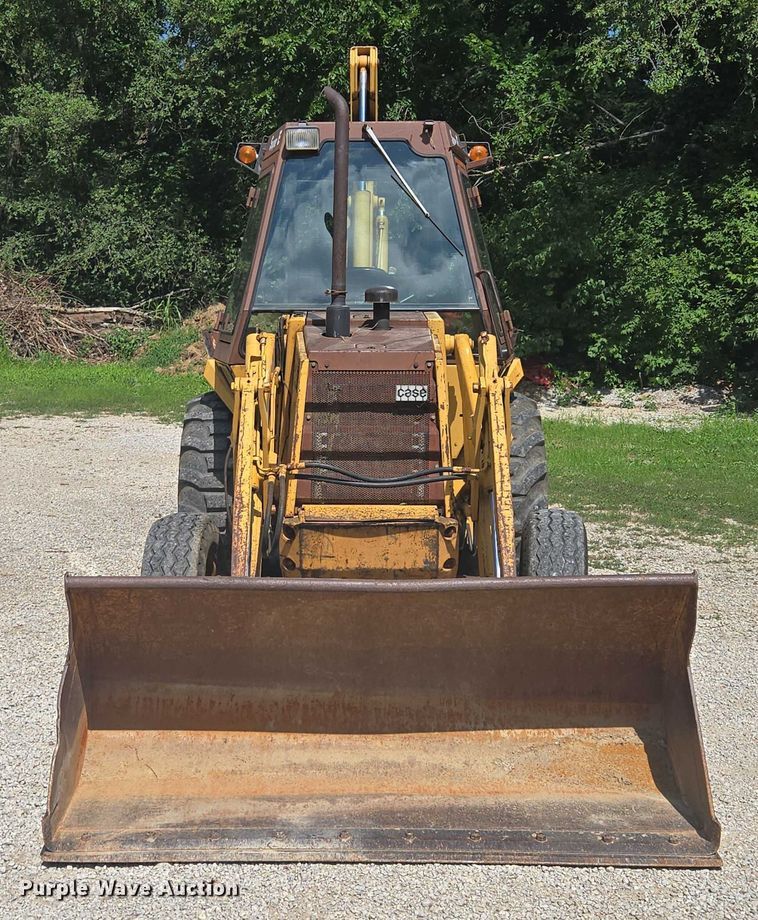 image for item EF1772 1984 Case  580E backhoe