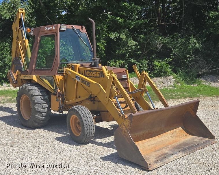 image for item EF1772 1984 Case  580E backhoe
