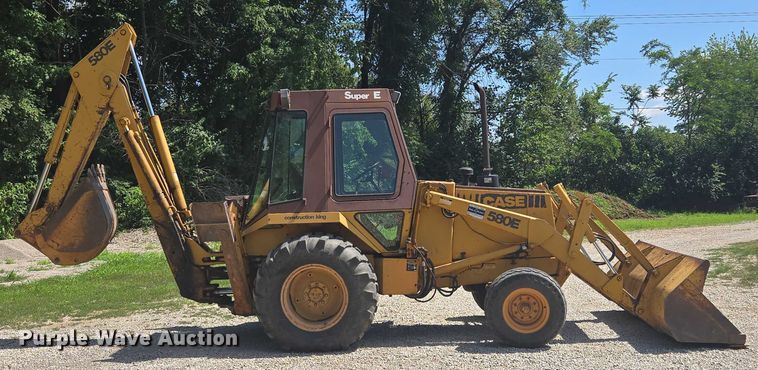 image for item EF1772 1984 Case  580E backhoe