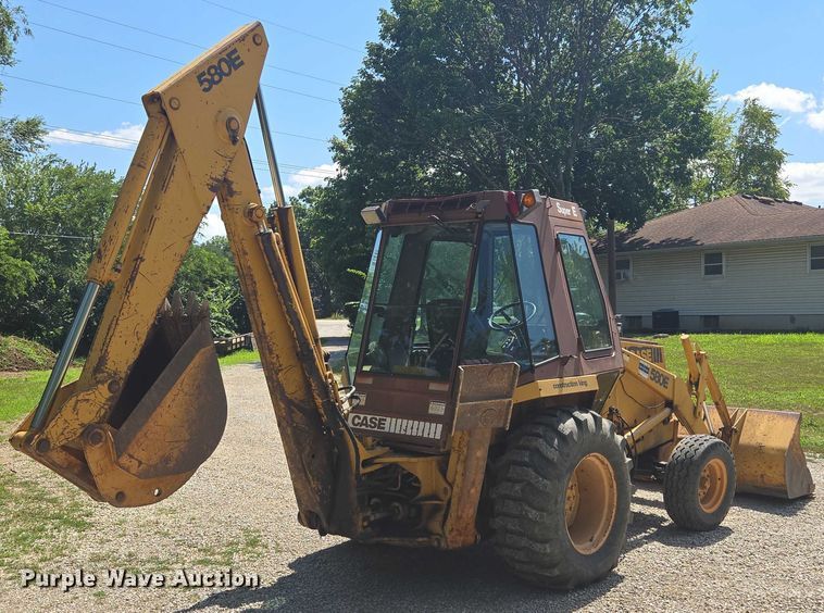 image for item EF1772 1984 Case  580E backhoe