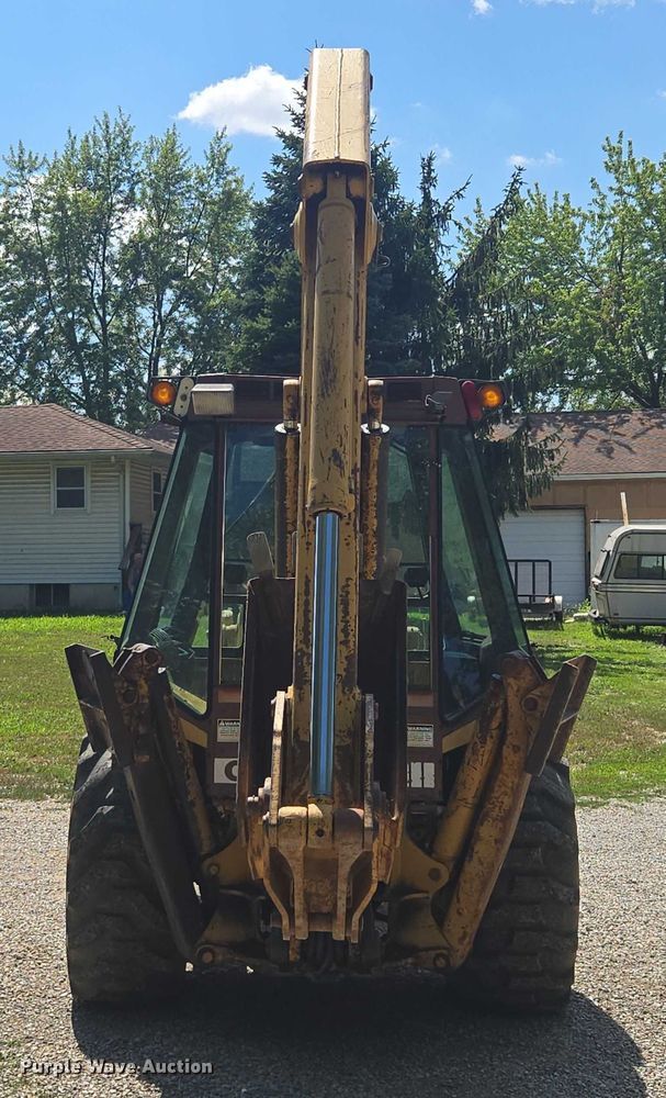image for item EF1772 1984 Case  580E backhoe