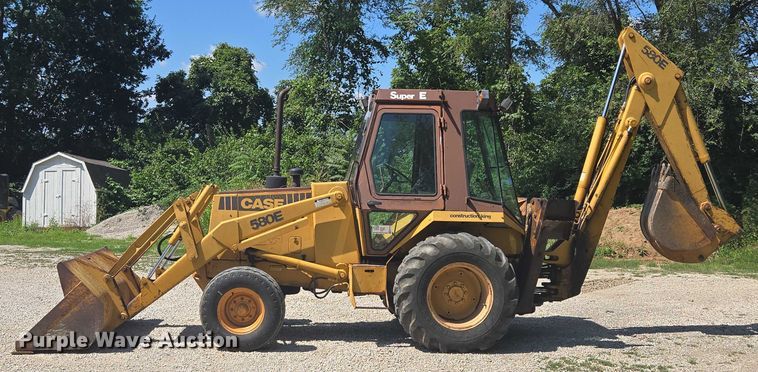 image for item EF1772 1984 Case  580E backhoe