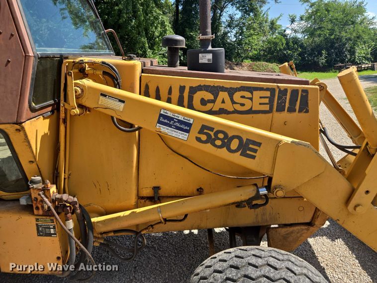 image for item EF1772 1984 Case  580E backhoe