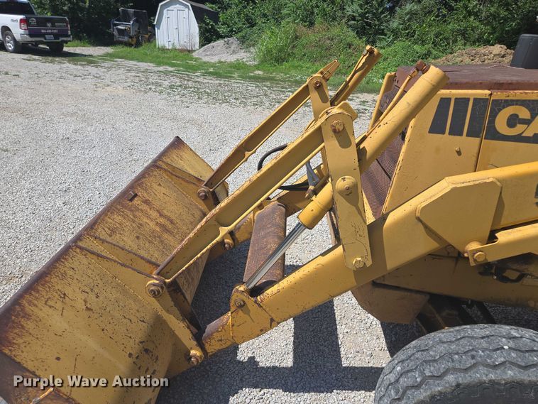 image for item EF1772 1984 Case  580E backhoe