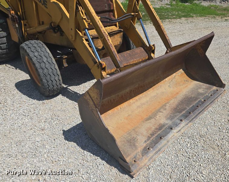 image for item EF1772 1984 Case  580E backhoe