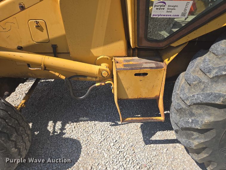 image for item EF1772 1984 Case  580E backhoe