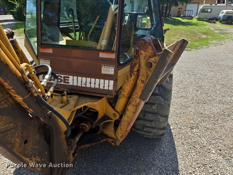 image for item EF1772 1984 Case  580E backhoe