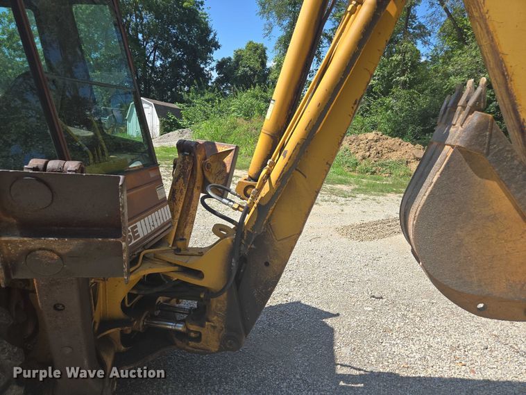 image for item EF1772 1984 Case  580E backhoe