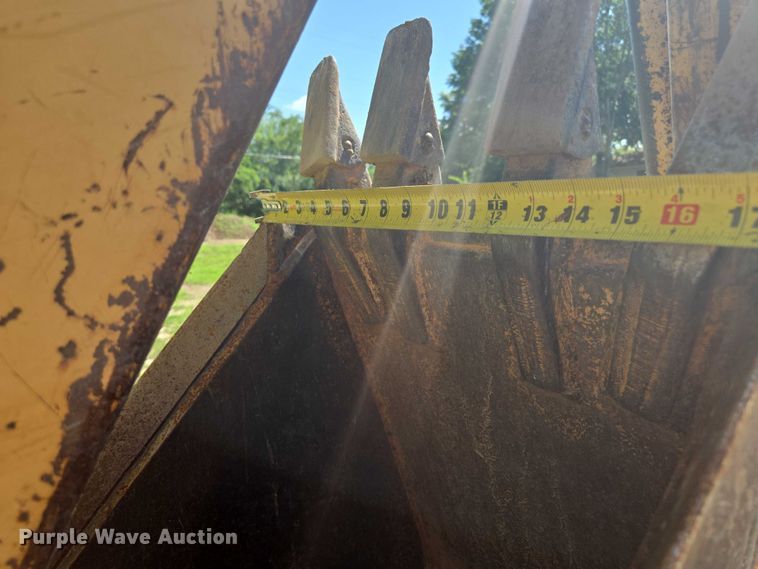 image for item EF1772 1984 Case  580E backhoe