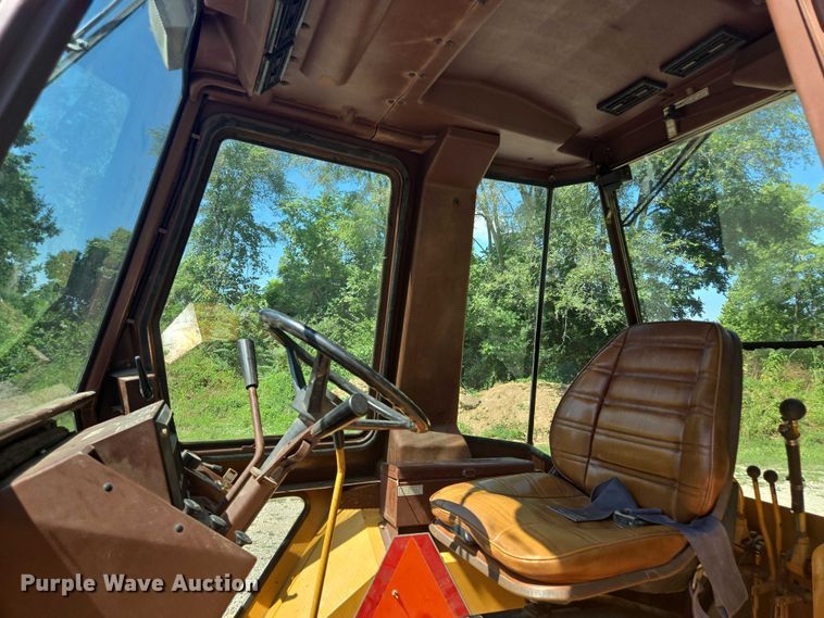 image for item EF1772 1984 Case  580E backhoe