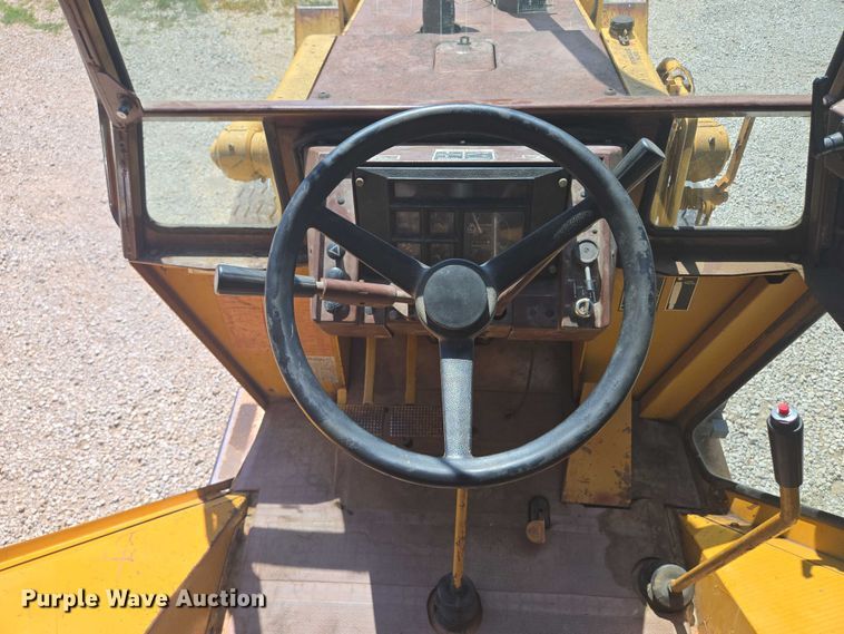 image for item EF1772 1984 Case  580E backhoe