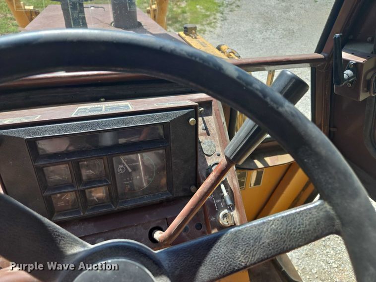 image for item EF1772 1984 Case  580E backhoe