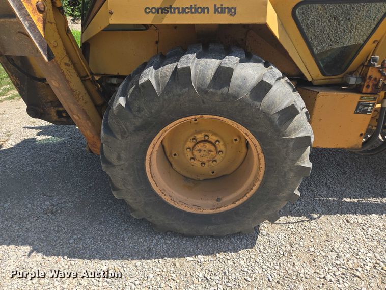 image for item EF1772 1984 Case  580E backhoe