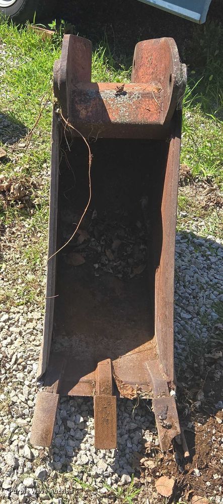 image for item EF1772 1984 Case  580E backhoe