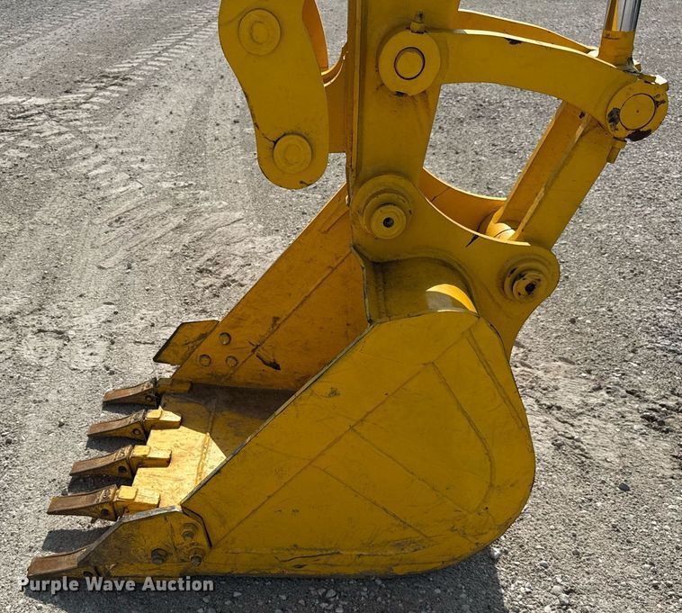 image for item EF2084 Komatsu PC70-8 mini excavator