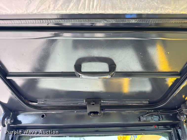 image for item EF2084 Komatsu PC70-8 mini excavator