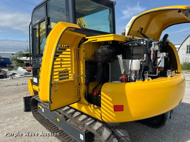 image for item EF2084 Komatsu PC70-8 mini excavator
