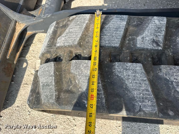 image for item EF2084 Komatsu PC70-8 mini excavator