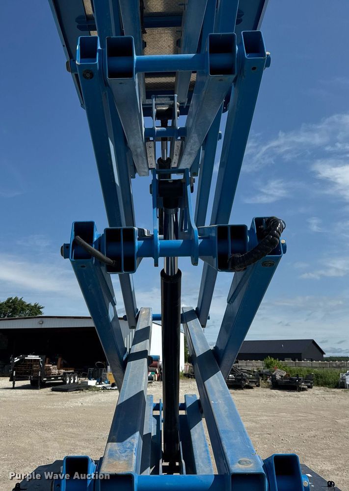 image for item EF2086 2016 Genie GS4069DC scissor lift