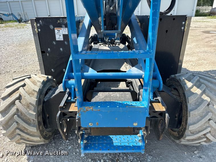 image for item EF2086 2016 Genie GS4069DC scissor lift