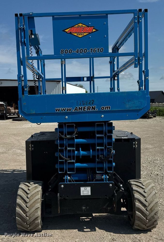 image for item EF2086 2016 Genie GS4069DC scissor lift