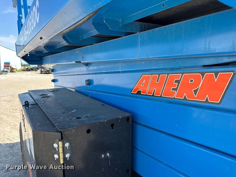 image for item EF2086 2016 Genie GS4069DC scissor lift