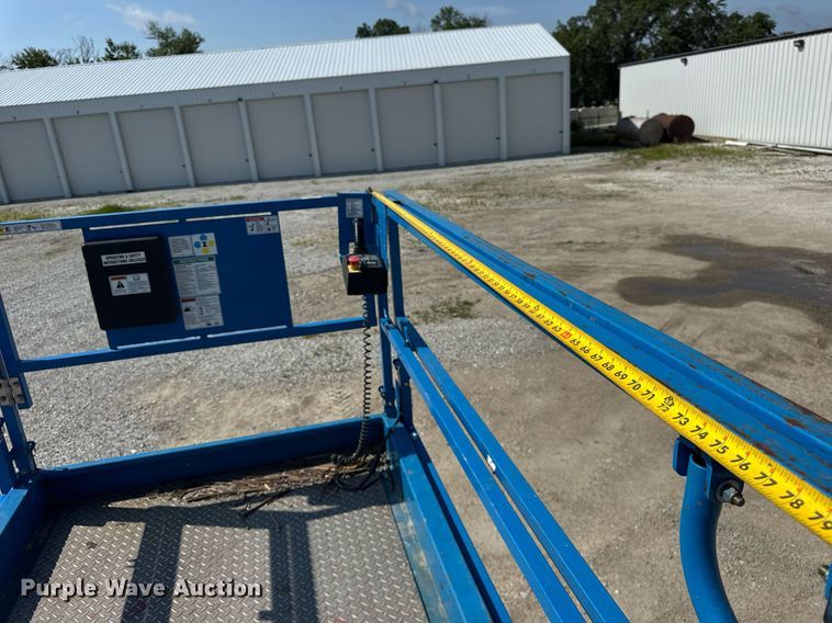 image for item EF2086 2016 Genie GS4069DC scissor lift