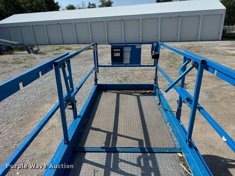 image for item EF2086 2016 Genie GS4069DC scissor lift