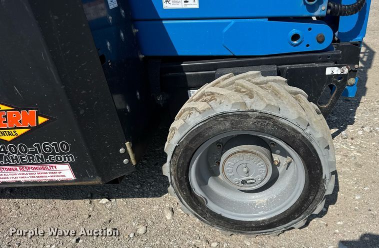 image for item EF2086 2016 Genie GS4069DC scissor lift