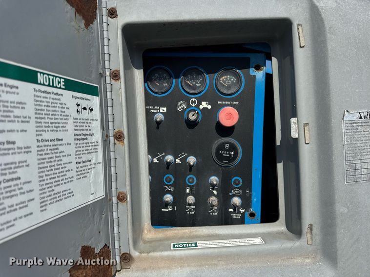 image for item EF2087 2001 Genie S60 boom lift