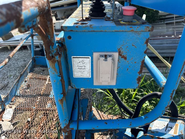 image for item EF2087 2001 Genie S60 boom lift