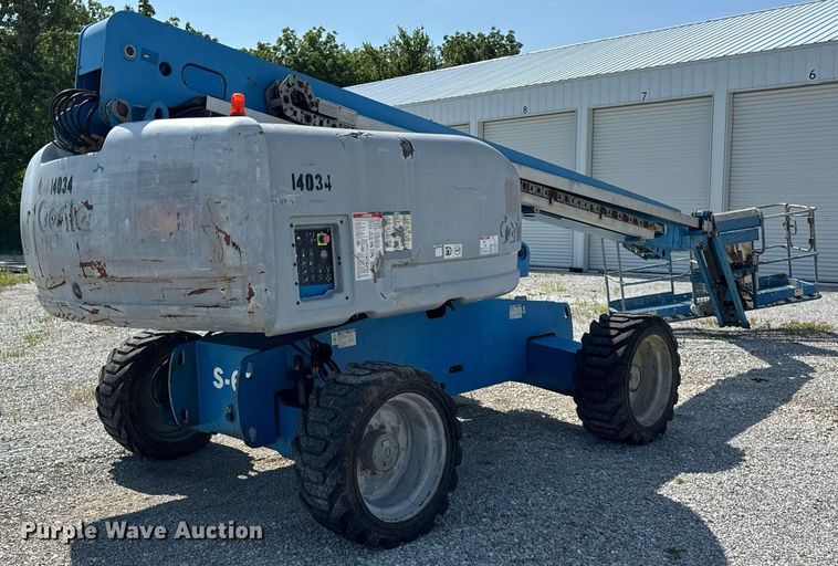 image for item EF2090 2006 Genie S65 boom lift