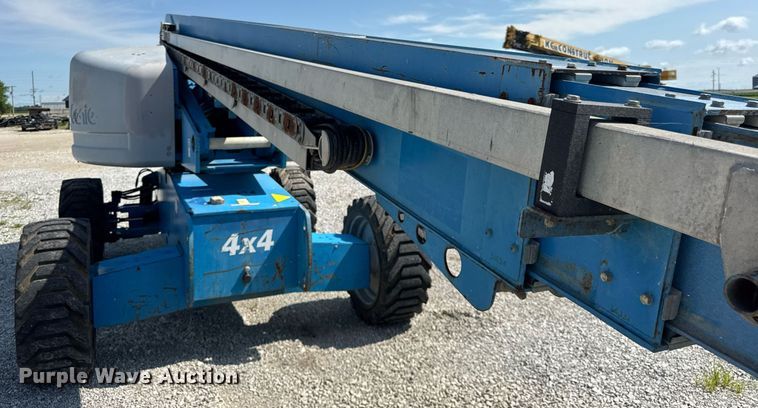 image for item EF2090 2006 Genie S65 boom lift