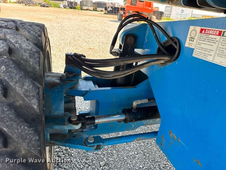 image for item EF2090 2006 Genie S65 boom lift