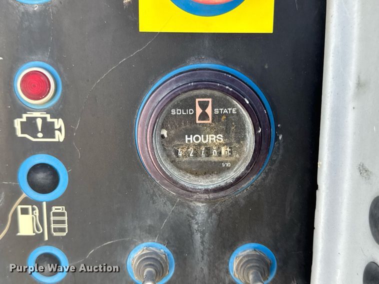 image for item EF2090 2006 Genie S65 boom lift