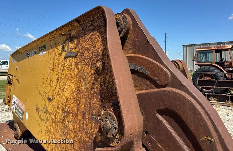 image for item EF2095 Labounty MSD140 excavator shear