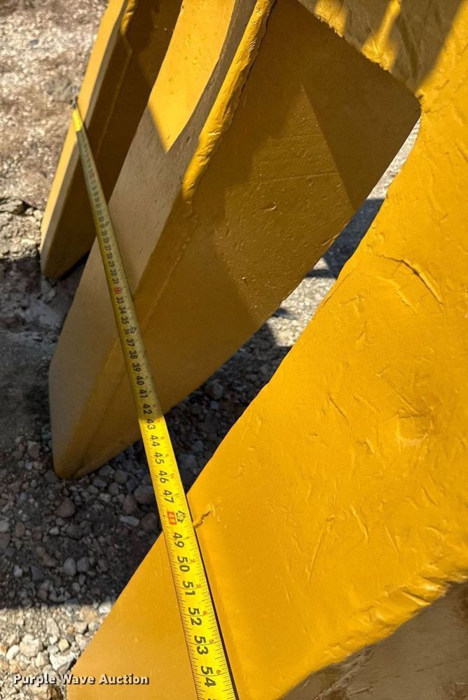 image for item EF2097 Allied excavator grapple bucket