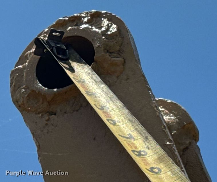 image for item EF2097 Allied excavator grapple bucket