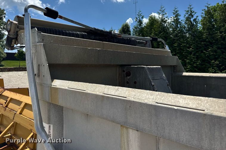 image for item EF2098 Bibeau dump bed