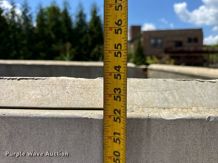 image for item EF2098 Bibeau dump bed