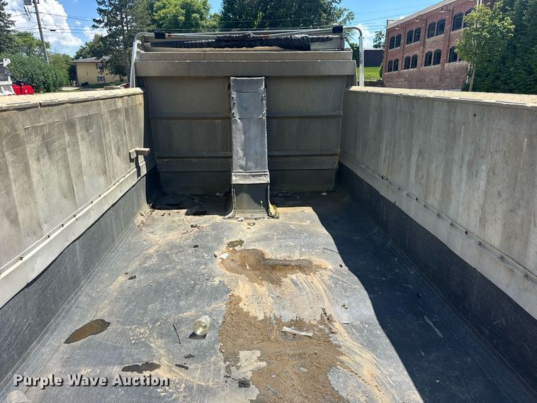 image for item EF2098 Bibeau dump bed