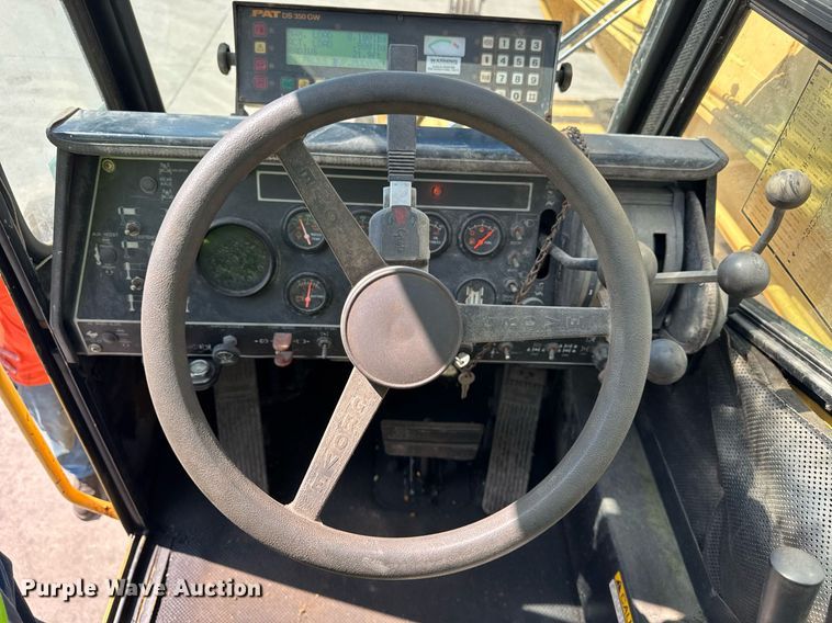 image for item EF2100 1996 Grove RT422 crane